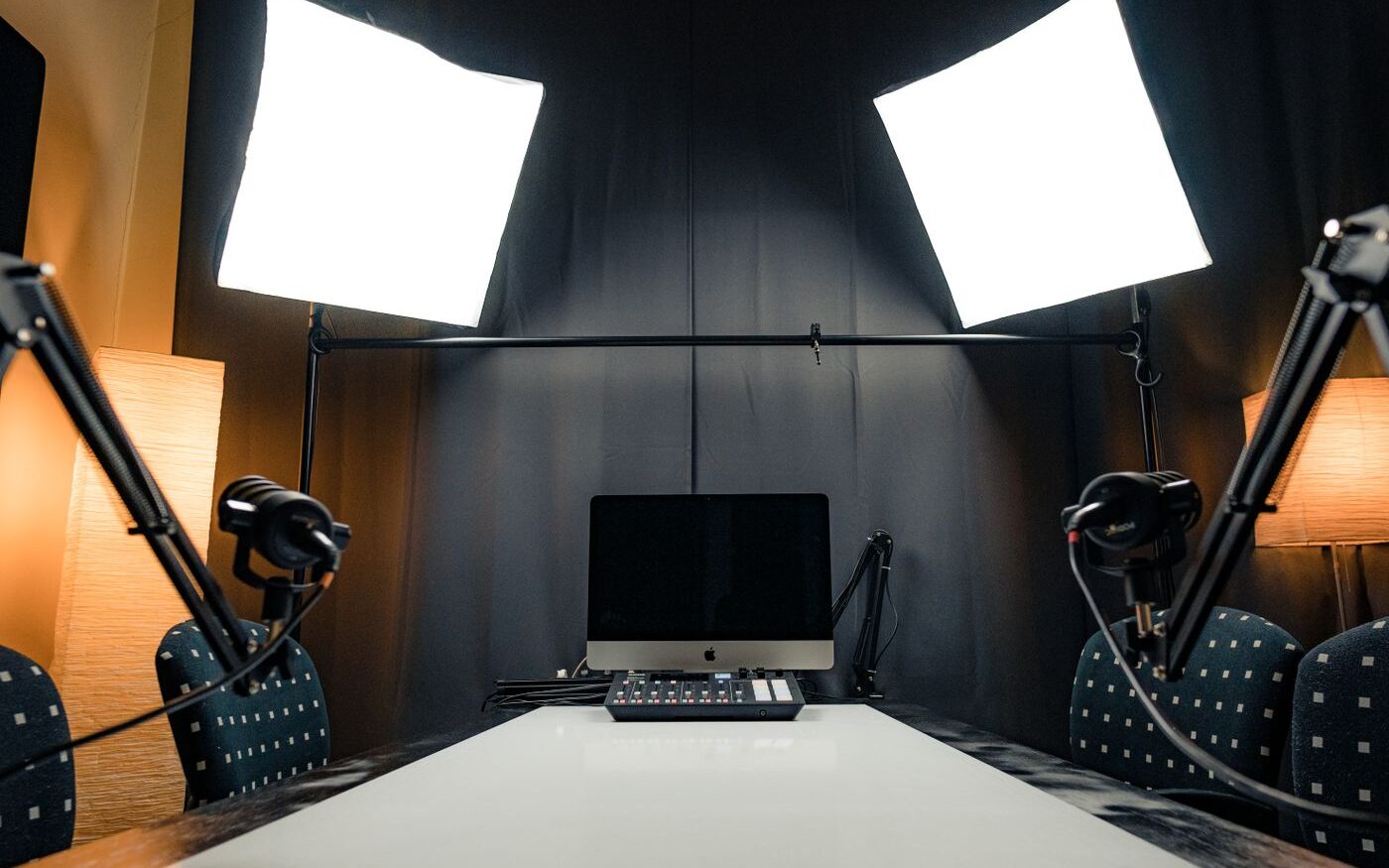 Podcaststudio – Symbolfoto von dlxmedia.hu / Pexels